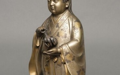 Statue - Patinated bronze - Hoshu - Shakudo patinated bronze figure of a boy standing with a chrysanthemum flower in his hands - Japan - Taishō period (1912-1926)