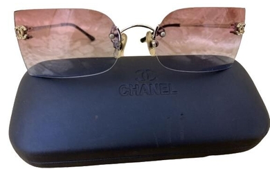 VINTAGE CHANEL LOGO SUNGLASSES WITH CASE