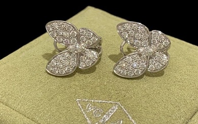 Van Cleef & Arpels Alhambra Two Butterfly earrings 18K white gold, Diamond