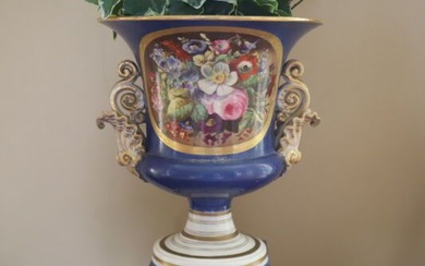 Vase de forme Médicis en porcelaine de Paris... - Lot 51 - A.Blanchy | E.Lacombe - Bordeaux Chartrons - Bordeaux Enchères