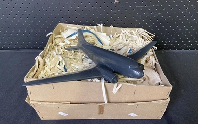 Vintage Minavia Recognition Silhouette Spotter Aircraft Model, in original box (wingspan: 40cm)