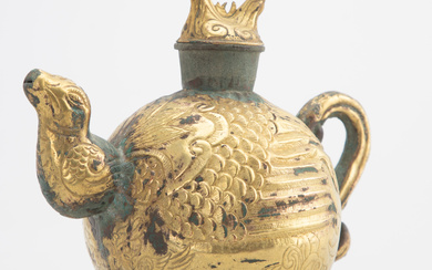 Wine vessel/jug in the shape of a hen, Zhi Hu, in the style of the Tang Dynasty, mid-20th century Jh.