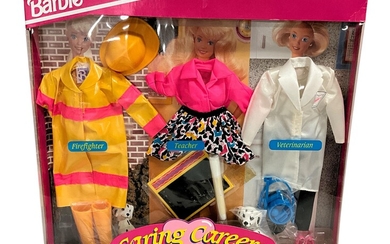 (1) Barbie Fashion Gift Set with Accessories
