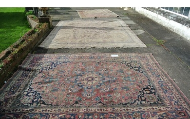 3 Iranian rugs, richly decorated. 270 x 210cm, 350 x 270cm, ...