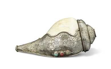 A RITUAL CONCH WITH SILVERED-METAL MOUNT, MONGOLIA, EARLY 20TH CENTURY