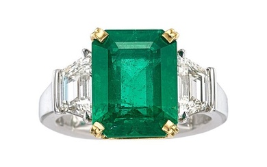 55152: Zambian Emerald, Diamond, Platinum, Gold Ring