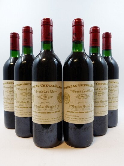 6 bouteilles CHÂTEAU CHEVAL BLANC 1989 1er GCC (A) Saint Emilion (4 léger bas, 2 base goulot, 1 ancienne trace de coulure