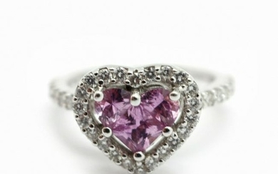 18k White Gold Diamond & Sapphire Heart Ring Size 6 ½