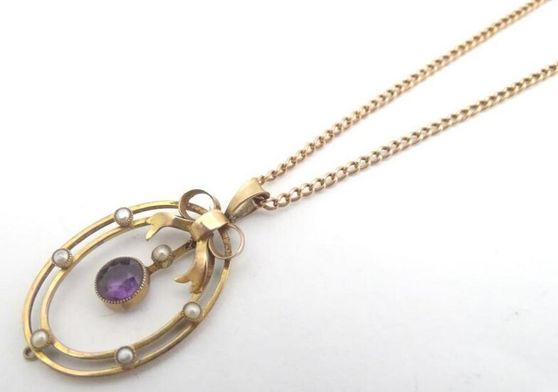 A 9ct gold pendant and chain, the pendant set with