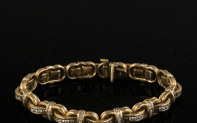 A Charles Krypell 18K Yellow Gold and Diamond Bracelet
