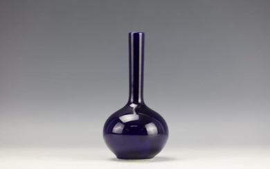 A Chinese Blue-Glazed Long Neck Porcelain Vase
