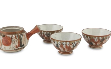 A JAPANESE DECORATED PORCELAIN FOUR PIECES SET. KUTANI MANUFACTURE FIRST HALF 20TH CENTURY.