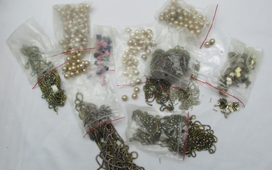A Large Collection Of Beads And Rows Of Rhinestones For Inlaying Jewelry/Fancy Clothing