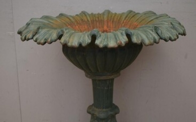 A SUBSTANTIAL VICTORIAN STYLE CAST IRON BIRDBATH (89H x 76D CM) (PLEASE NOTE THIS HEAVY ITEM MUST BE REMOVED BY CARRIERS AT THE CUST...