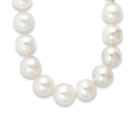 A South Sea pearl and fourteen karat white gold