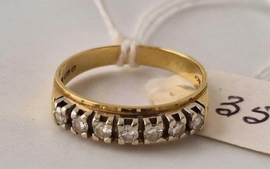 A diamond half eternity ring in 18ct size N 3.2g