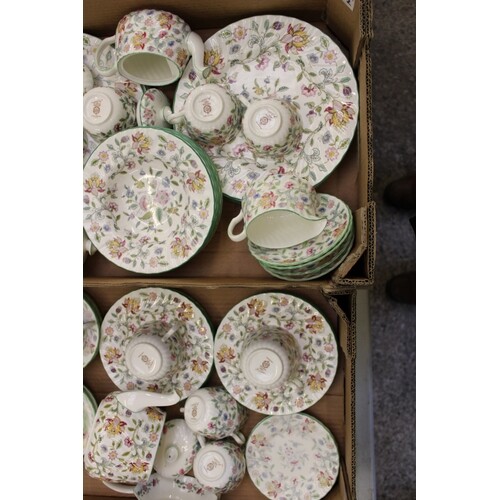 A large collection of Minton Haddon Hall patterned tea & din...