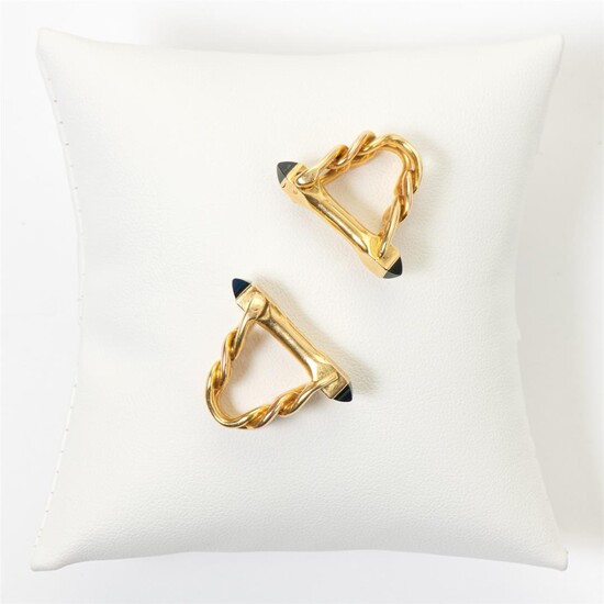 (-), A pair of 18 carat gold cufflinks...
