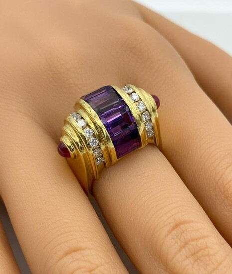 Amethyst And Ruby Ring 18k