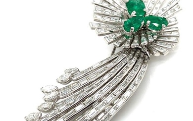 Art Deco Platinum Emerald & Diamond Brooch