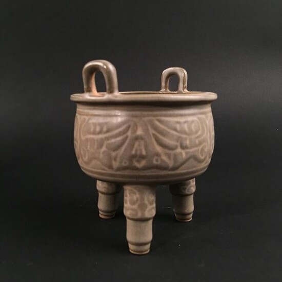 Chinese Carved Porcelain Tripod Container