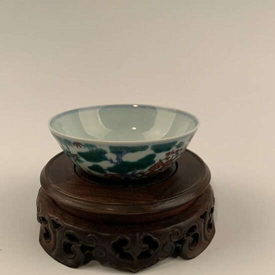 Chinese Doucai Flower Bowl with a Chenghua Mark