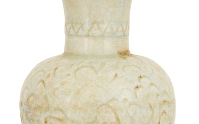 Chinese Song Dynasty White Glazed Vase, Qingbai Period