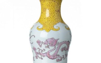 Chinese dragon 'dragon' vase, Republic