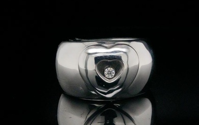 Chopard Happy Diamonds 0.05ct Diamond and 18K Heart Ring