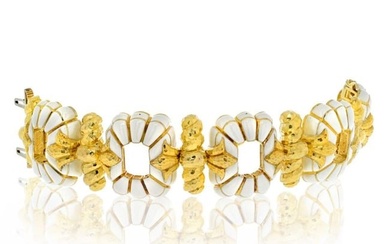David Webb Platinum & 18K Yellow Gold White Enamel Floral Motif Open Link Bracelet
