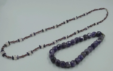 Deux colliers en perles d'améthystes fac... - Lot 52 - Copages Auction Paris