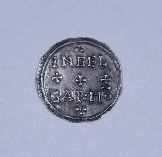 Eadmund (939-946) - Silver Penny, Moneyer Ingelgar of York,...