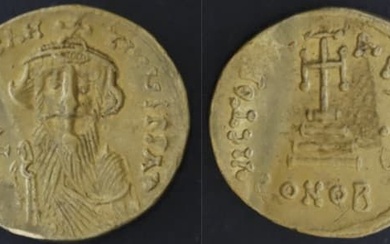Empire Byzantin – Constantin II (641-668) Solidus A : Buste barbu de face R :...