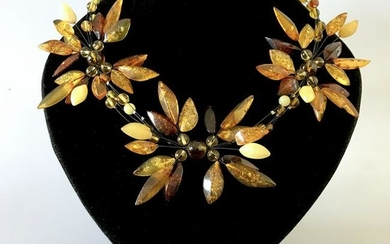 Impressive Amber Floral Necklace made from leaf like