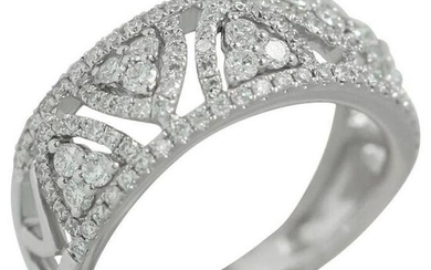 Impressive Classic Diamond White Gold Ring