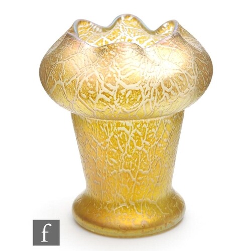 Loetz - An early 20th Century Candia Mimosa glass vase of fo...