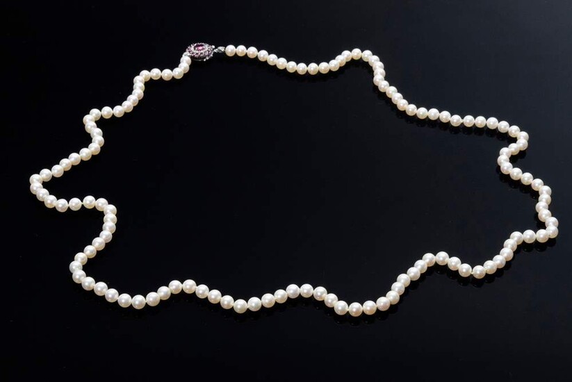 Opera cultured pearl necklace with WG 750 clasp with octagonal diamonds (add. approx. 0.16ct/SI/TCR) and rubies (add. approx. 1.59ct), Ø 6,9mm, l. 107cm