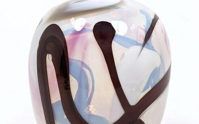 PETER BRAMHALL Signed Art Glass Sculpture Vase.