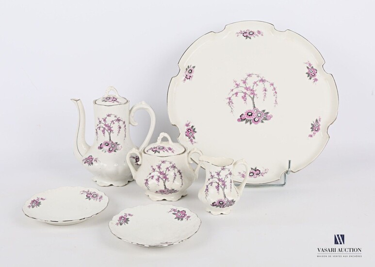 Partie de service à thé en porcelaine blanche... - Lot 52 - Vasari Auction