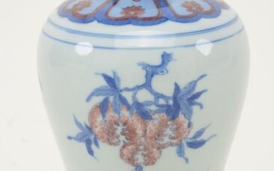 Porcelain Vase. China. 20th century. San Duo decoration