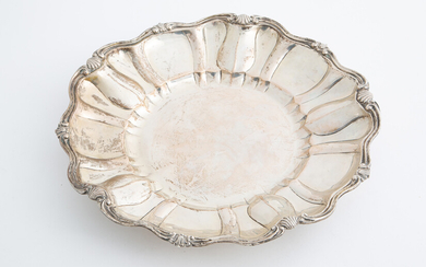 Silver parade plate, gr. 2170 ca. Early 20th c.