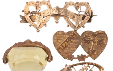 Various 9ct gold jewellery, including Mizpah heart brooches,...