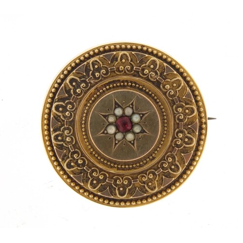 Victorian unmarked gold mourning brooch (tests as 15ct gold)...