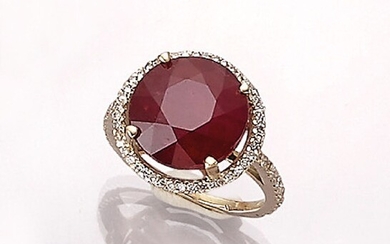14 kt gold ring with ruby and...