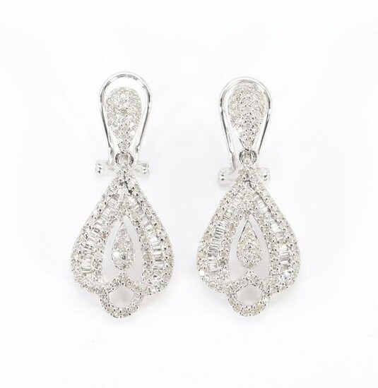 14KW Gold Diamond Earrings