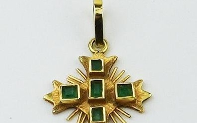 18KYG and Emerald Cross Pendant