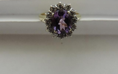 18ct Gold Single Amethyst Surrounded by Diamond Engagement Style...