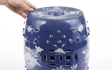 19th c. Chinese Porcelain Child's Garden Seat Barrel