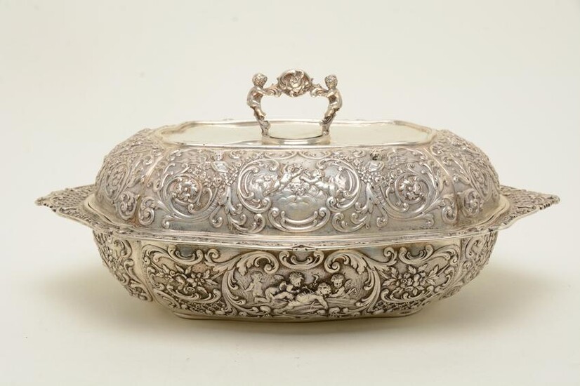 19th/20th Century .800 silver German large covered
