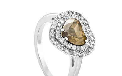 2.04 tcw Diamond Ring - 14 kt. White gold - Ring - 1.60 ct Diamond - 0.44 ct Diamonds